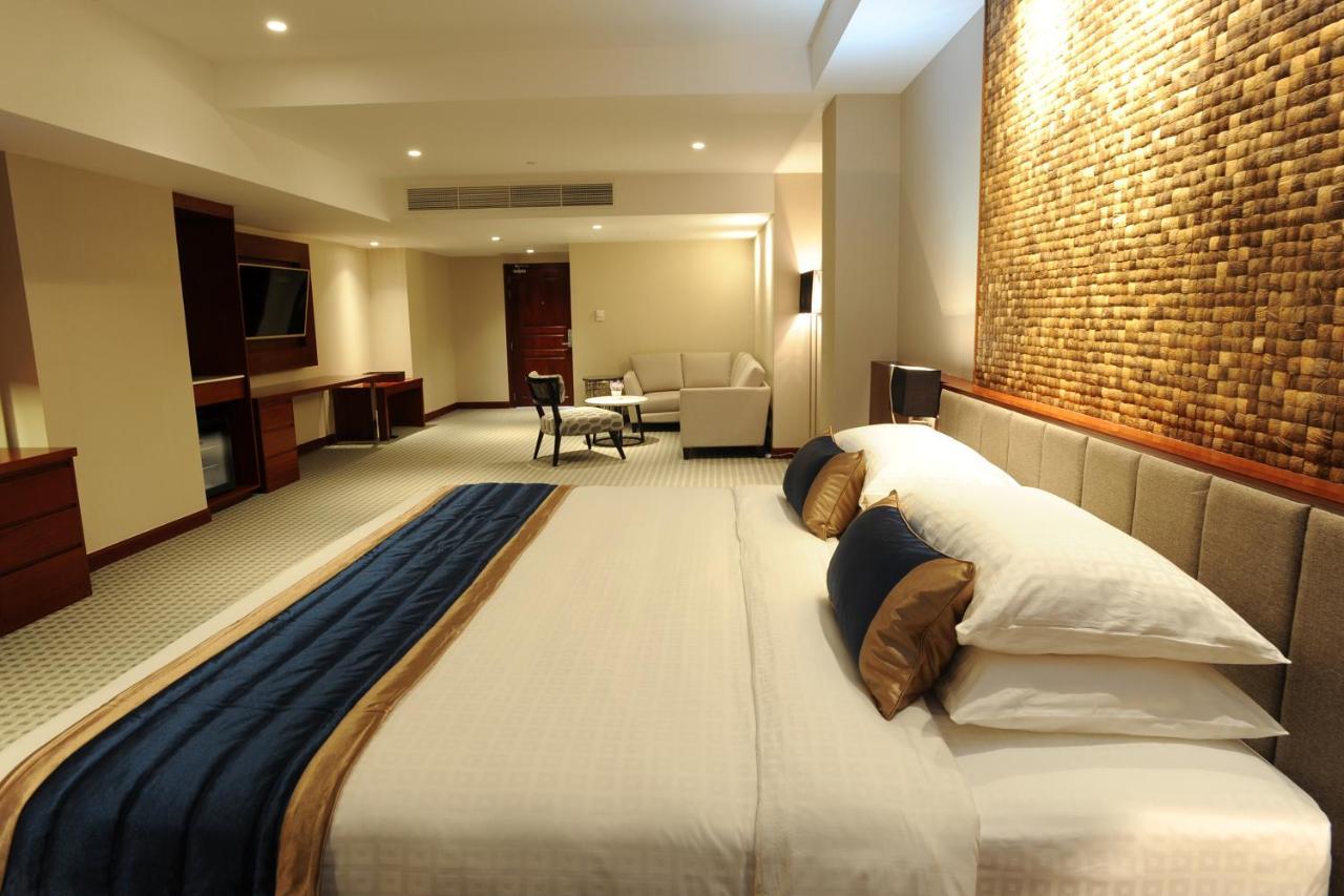 Yangon Thanlwin Hotel 외부 사진