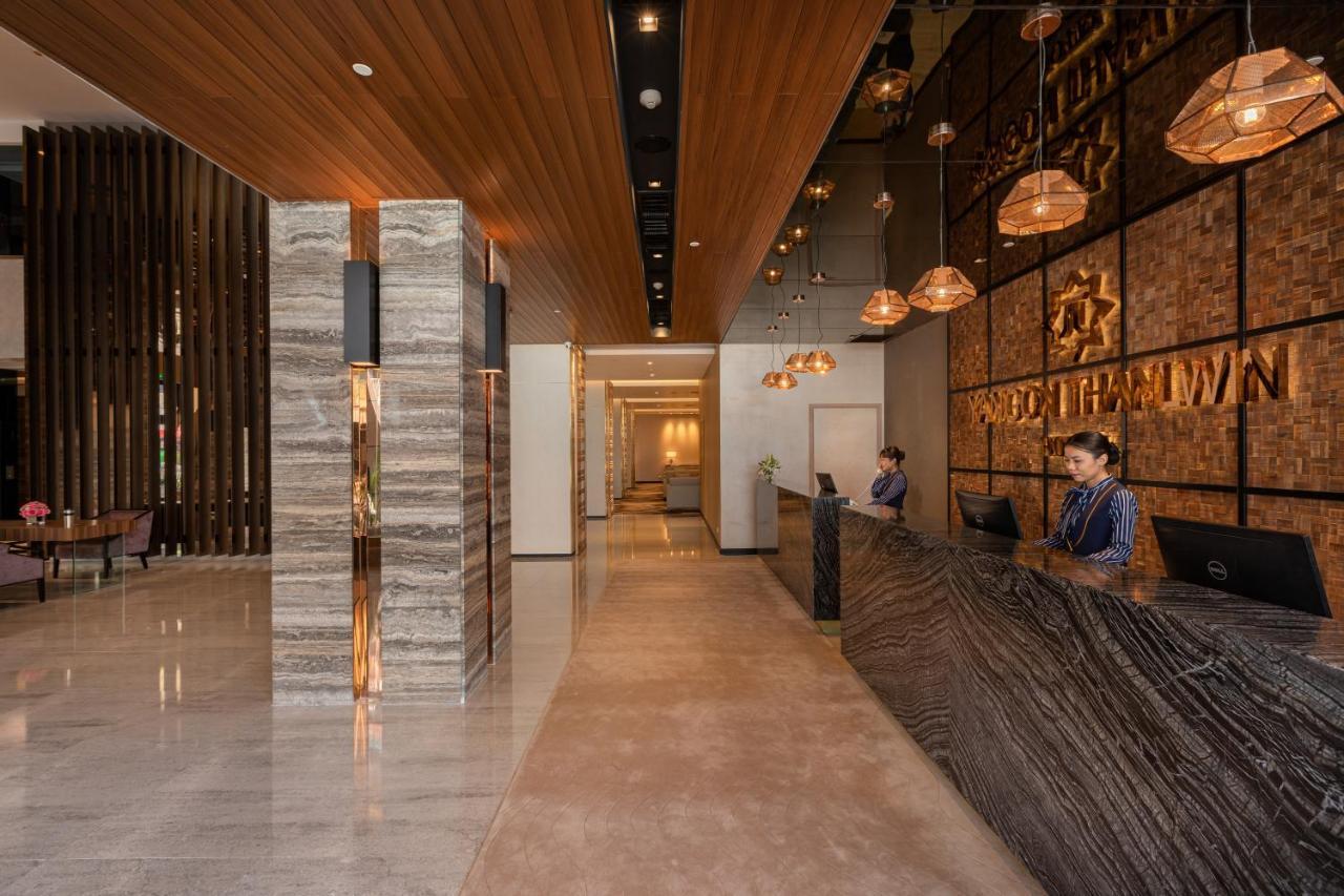 Yangon Thanlwin Hotel 외부 사진