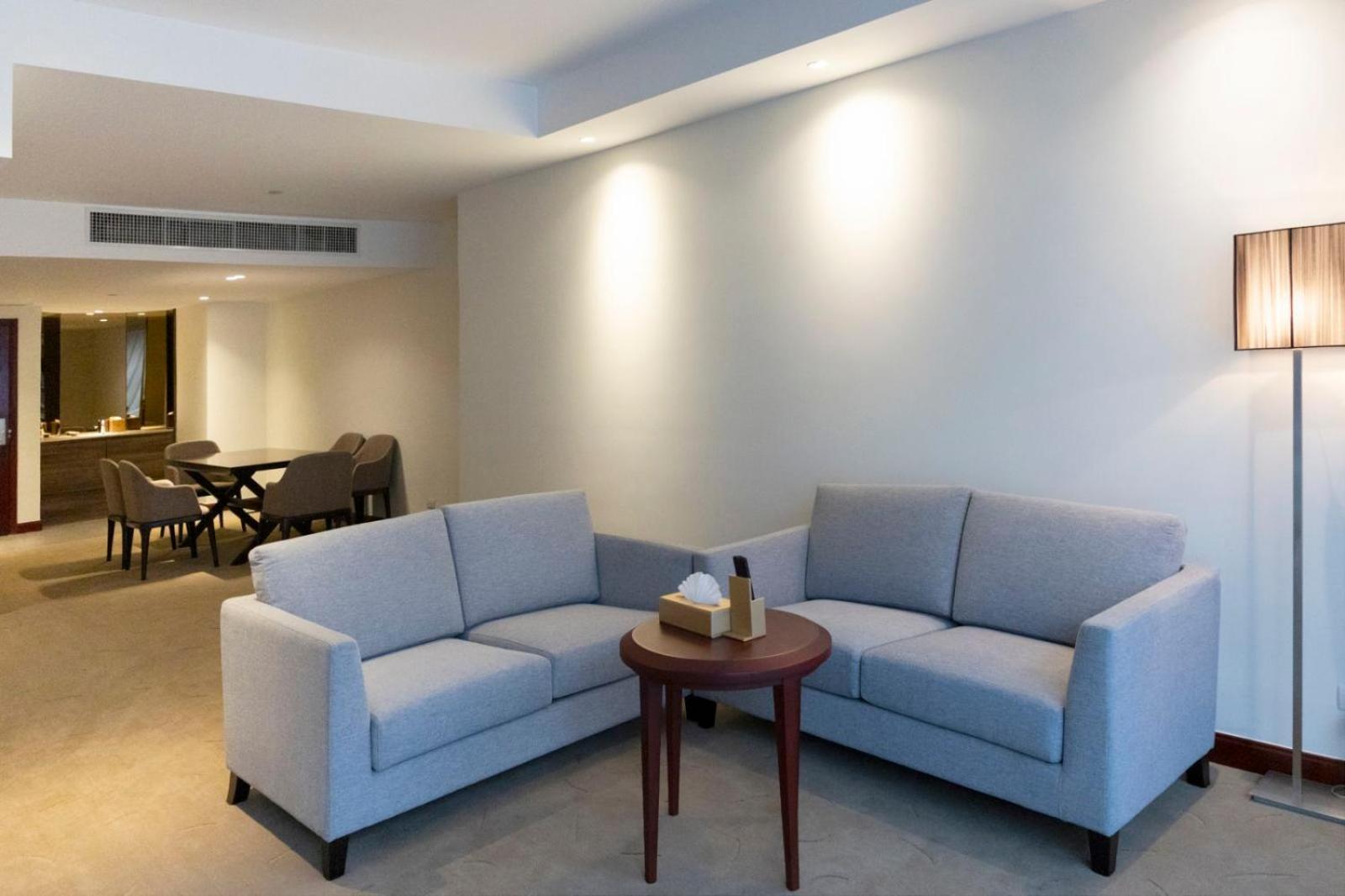 Yangon Thanlwin Hotel 외부 사진