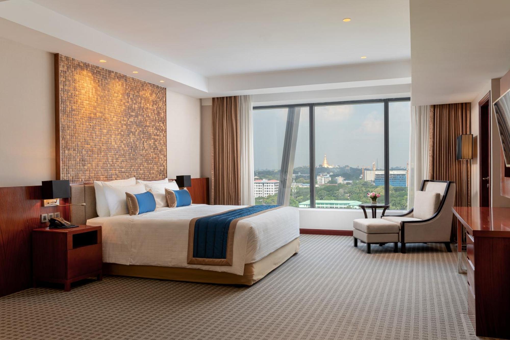Yangon Thanlwin Hotel 외부 사진