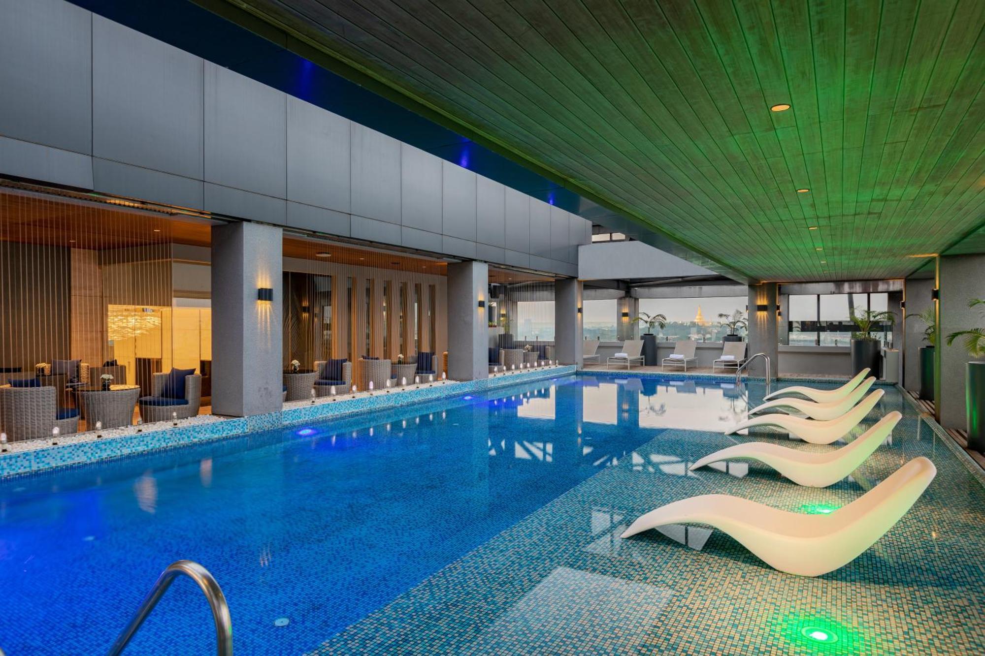 Yangon Thanlwin Hotel 외부 사진