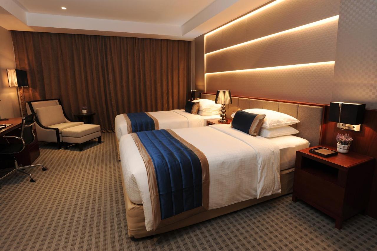 Yangon Thanlwin Hotel 외부 사진